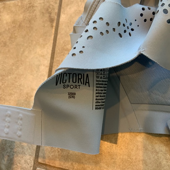 Victoria Sport 32DDD - Picture 5 of 5